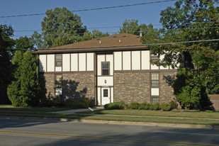 Oak Leaf Apartments