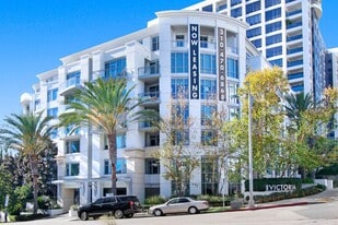 Wilshire Victoria Westwood Apartments in Los Angeles, CA - Building Photo