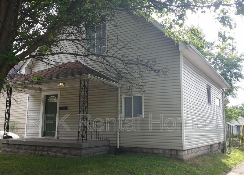 1338 N Oakland Ave in Indianapolis, IN - Building Photo