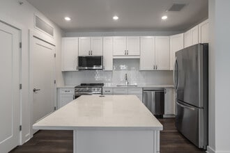 Nonesuch River Apartments in Scarborough, ME - Foto de edificio - Building Photo