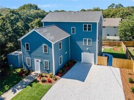 21 Ashbrook Rd in Narragansett, RI - Building Photo