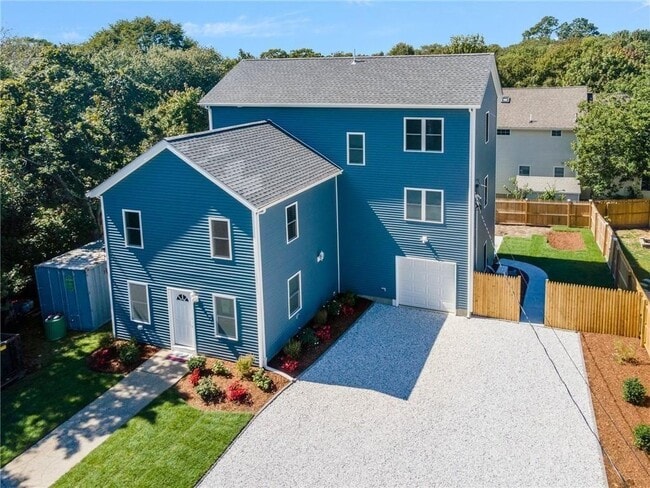 property at 21 Ashbrook Rd