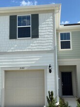 3141 Emerald Acrs Ln in Sanford, FL - Foto de edificio - Building Photo