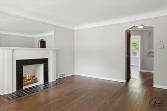 20493 Kingsville St in Harper Woods, MI - Building Photo - Building Photo