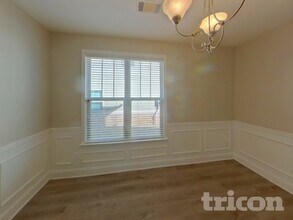 500 Kirkland Dr in Locust Grove, GA - Foto de edificio - Building Photo