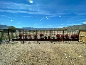 2022 Cradle Mountain Dr in Reno, NV - Building Photo - Building Photo