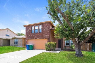 9426 Bendell in San Antonio, TX - Building Photo - Building Photo
