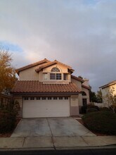 215 Camelback Ridge Ave in Henderson, NV - Building Photo - Building Photo