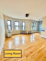 1161 Commonwealth Ave, Unit #1 in Boston, MA - Building Photo