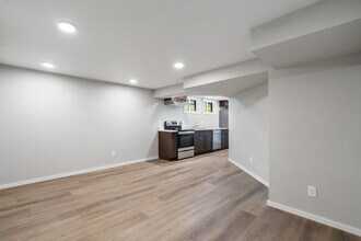 718 NE Dekum St in Portland, OR - Building Photo - Building Photo