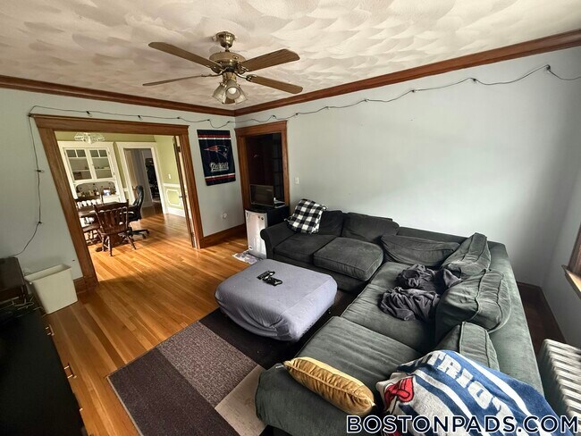 232 Lake St