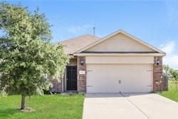 9225 Lone Cypress Dr in Forney, TX - Building Photo