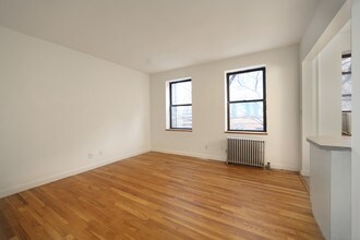 119 Sullivan St in New York, NY - Building Photo - Building Photo