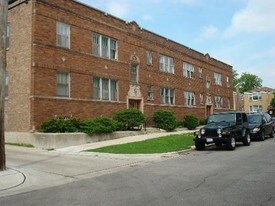 7234-7238 W Dickens Ave Apartments