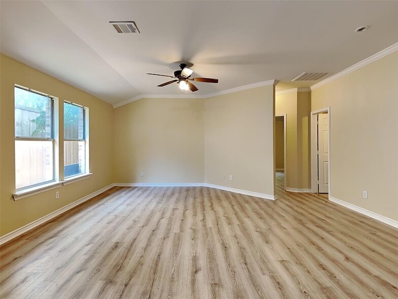 405 Masters Ave, Unit 813D in Wylie, TX - Building Photo