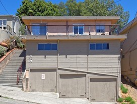 1124 Wellington St in Oakland, CA - Building Photo