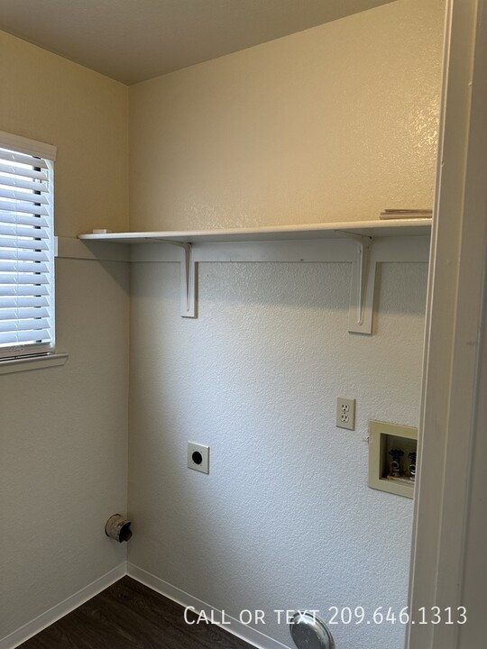 3642 Tuscany Pl in Turlock, CA - Building Photo