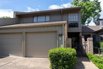 48 Woodstone Square in Austin, TX - Building Photo - Building Photo