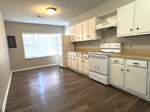 4895 Given Ave in Memphis, TN - Building Photo - Building Photo