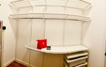 430 Irving St NW in Washington, DC - Building Photo - Building Photo