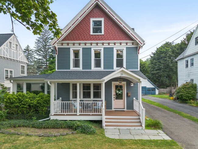 property at 21 Murray St