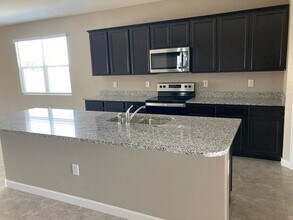 10618 S 52nd Ln in Phoenix, AZ - Building Photo - Building Photo