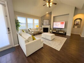 2410 Aspen Meadow Rd in Leander, TX - Building Photo - Building Photo