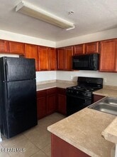 6027 Brook Hollow Dr in El Paso, TX - Building Photo - Building Photo