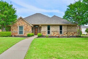 1 Leighton Ct in Mansfield, TX - Building Photo