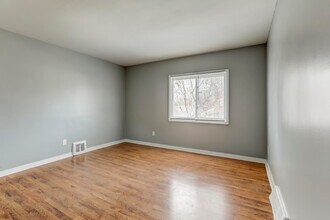 7228 Chalmers Ave in Warren, MI - Building Photo - Building Photo