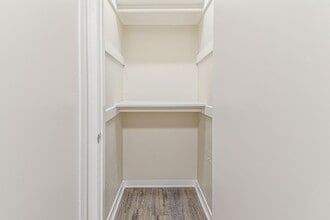 1324 N Peterson Ave in Long Beach, CA - Building Photo - Building Photo