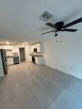 2173-2175 South St in Ft. Myers, FL - Building Photo - Building Photo