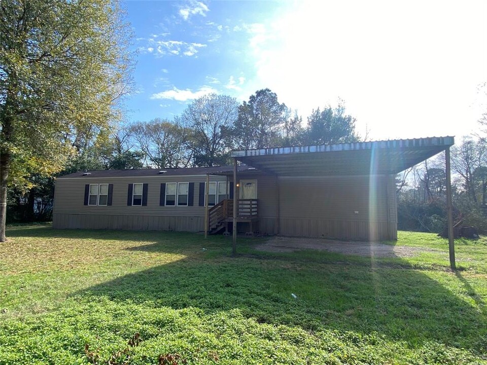 16792 FM 1485 in Conroe, TX - Building Photo