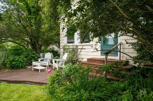 property at 29 Warren Ave