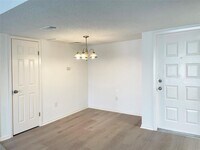 2816 S Bartell Dr photo'