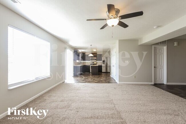 7528 Brattle Dr in Indianapolis, IN - Building Photo - Building Photo