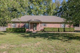12 Forest Dr in Cabot, AR - Building Photo - Building Photo