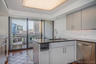1 Gold St in Hartford, CT - Building Photo - Building Photo