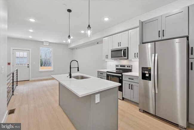 property at 520 W Susquehanna Ave