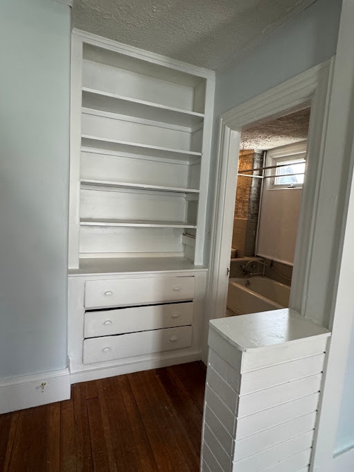 129 Grasmere St, Unit 2R in Newton, MA - Building Photo - Building Photo