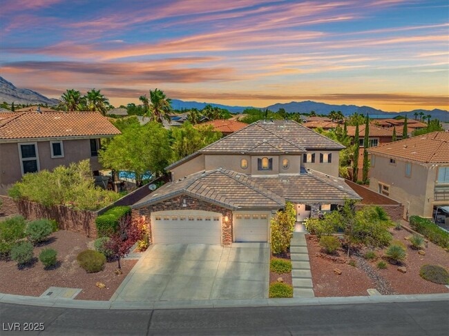 property at 858 La Sconsa Dr
