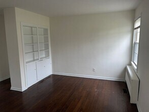 540 Wakefield Dr in Charlotte, NC - Building Photo - Building Photo