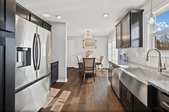 419 Mattingly Dr in Clarksville, TN - Building Photo - Building Photo