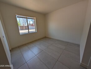 1631 E Yale St in Phoenix, AZ - Building Photo - Building Photo