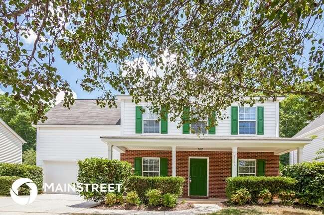 property at 8146 Chatham Oaks Dr