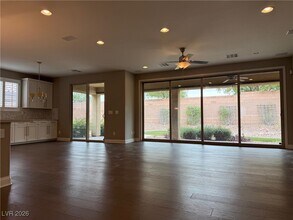 8797 Pinley Spring St in Las Vegas, NV - Building Photo - Building Photo