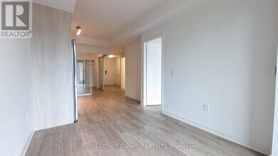 121 Lower Sherbourne St in Toronto, ON - Building Photo - Building Photo