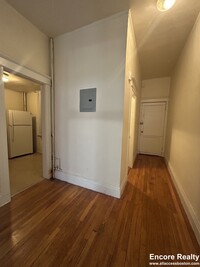 376 Riverway, Unit 4 in Boston, MA - Building Photo - Building Photo