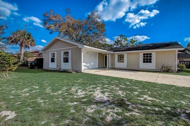 property at 7326 Lake Floy Cir