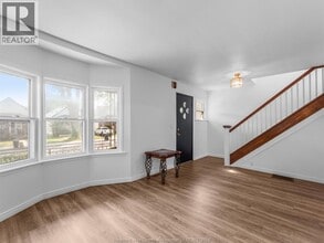 1133 Moy Ave in Windsor, ON - Building Photo - Building Photo